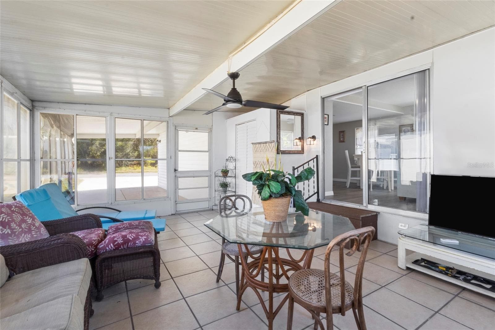 Large Lanai - 426 HATCHETT CREEK RD, VENICE