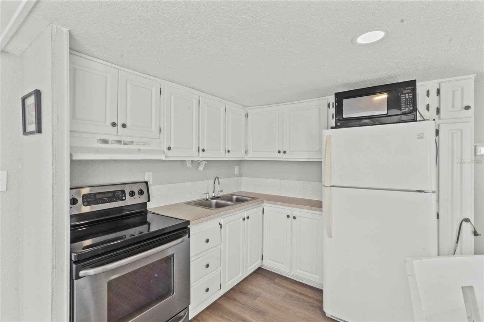 Kitchen - 426 HATCHETT CREEK RD, VENICE