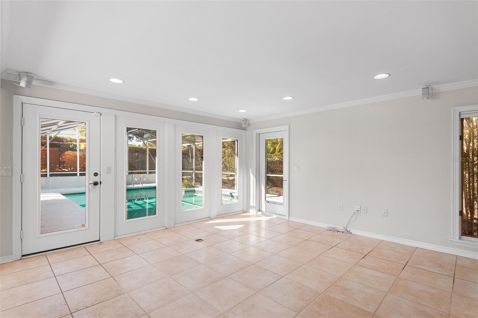 Single Family Residence at 1249 LAKE POINT DR, LAKELAND, photo 28 of 78