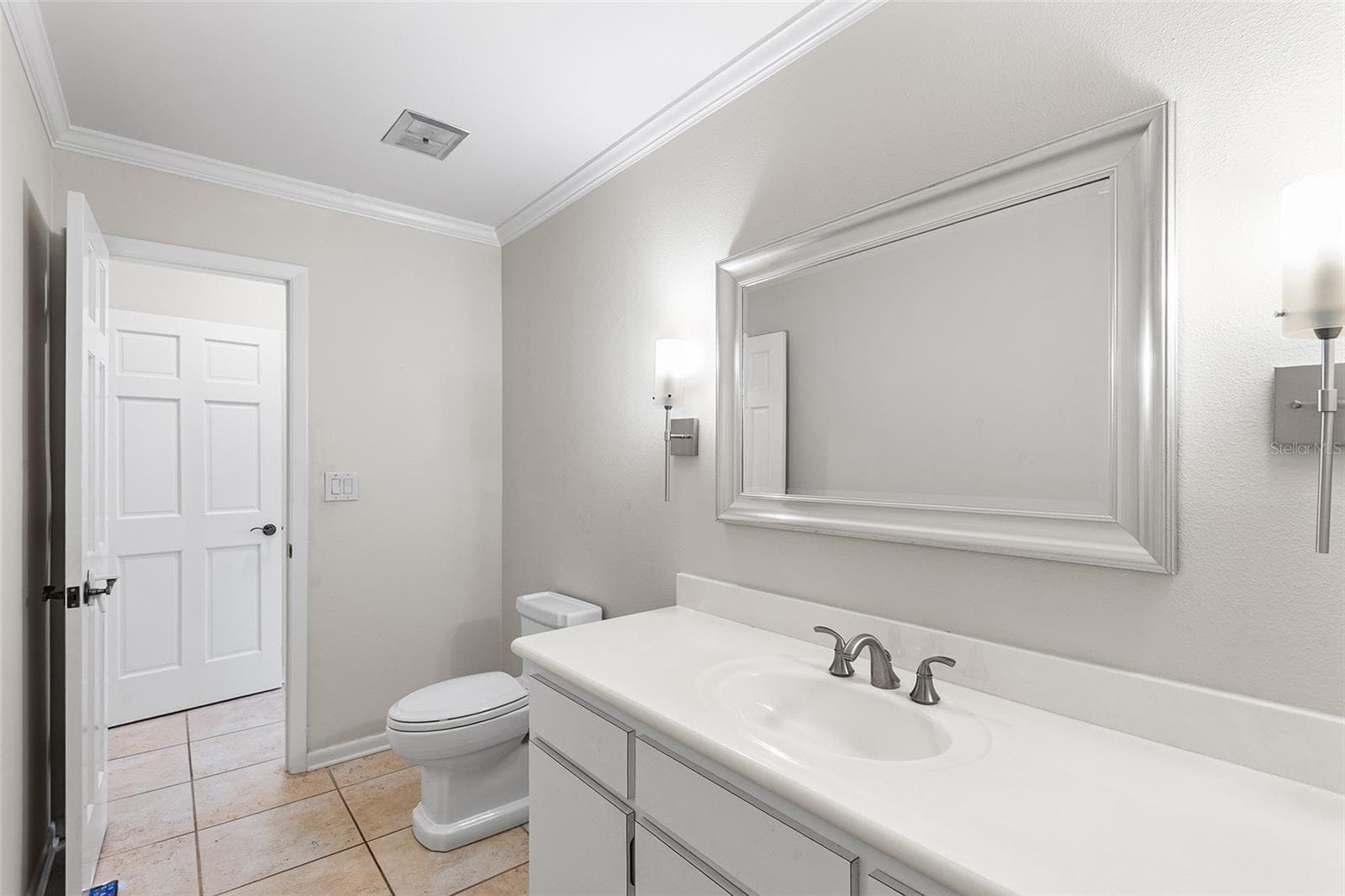 Single Family Residence at 1249 LAKE POINT DR, LAKELAND, photo 37 of 78