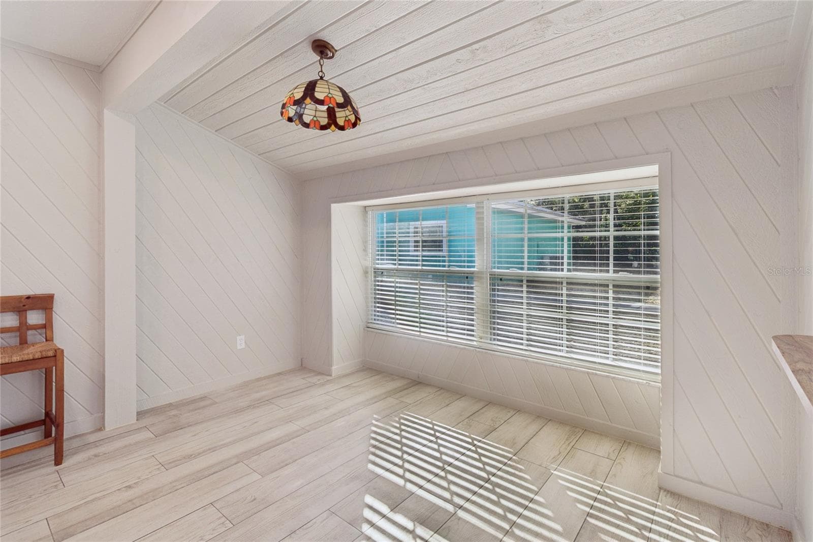 Breakfast Nook - 9628 DAVIS RD, TAMPA