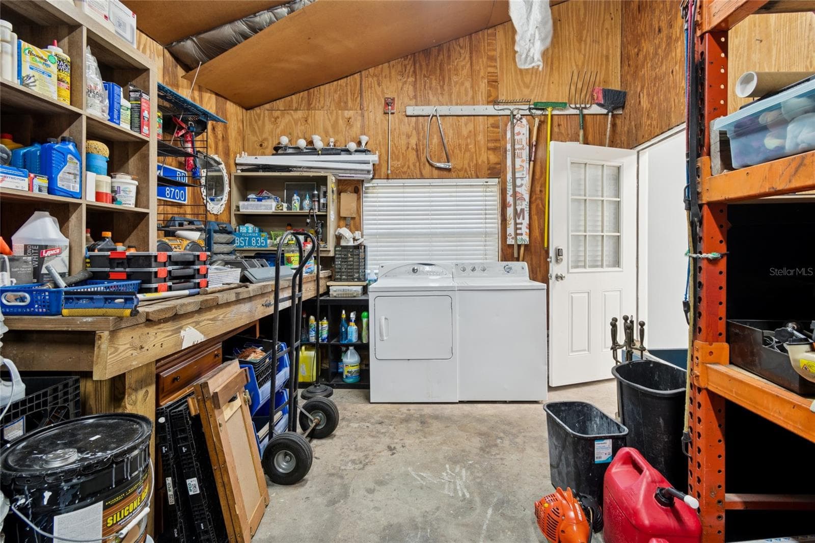 Workshop with Washer/Dryer - 9628 DAVIS RD, TAMPA