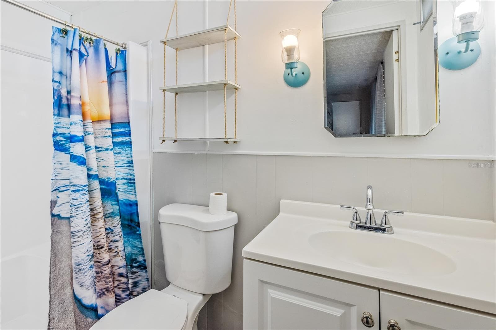 Primary Bathroom - 116 LEWIS ST, EDGEWATER