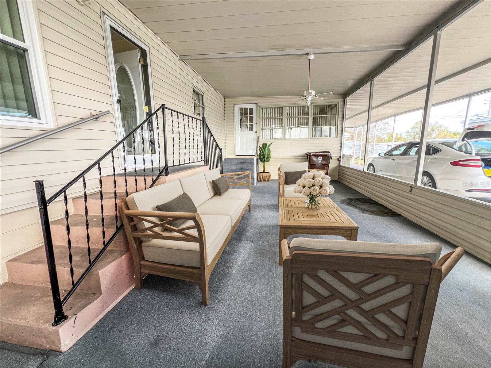 Virtually Stage - 326 MARTIN DR, LAKELAND