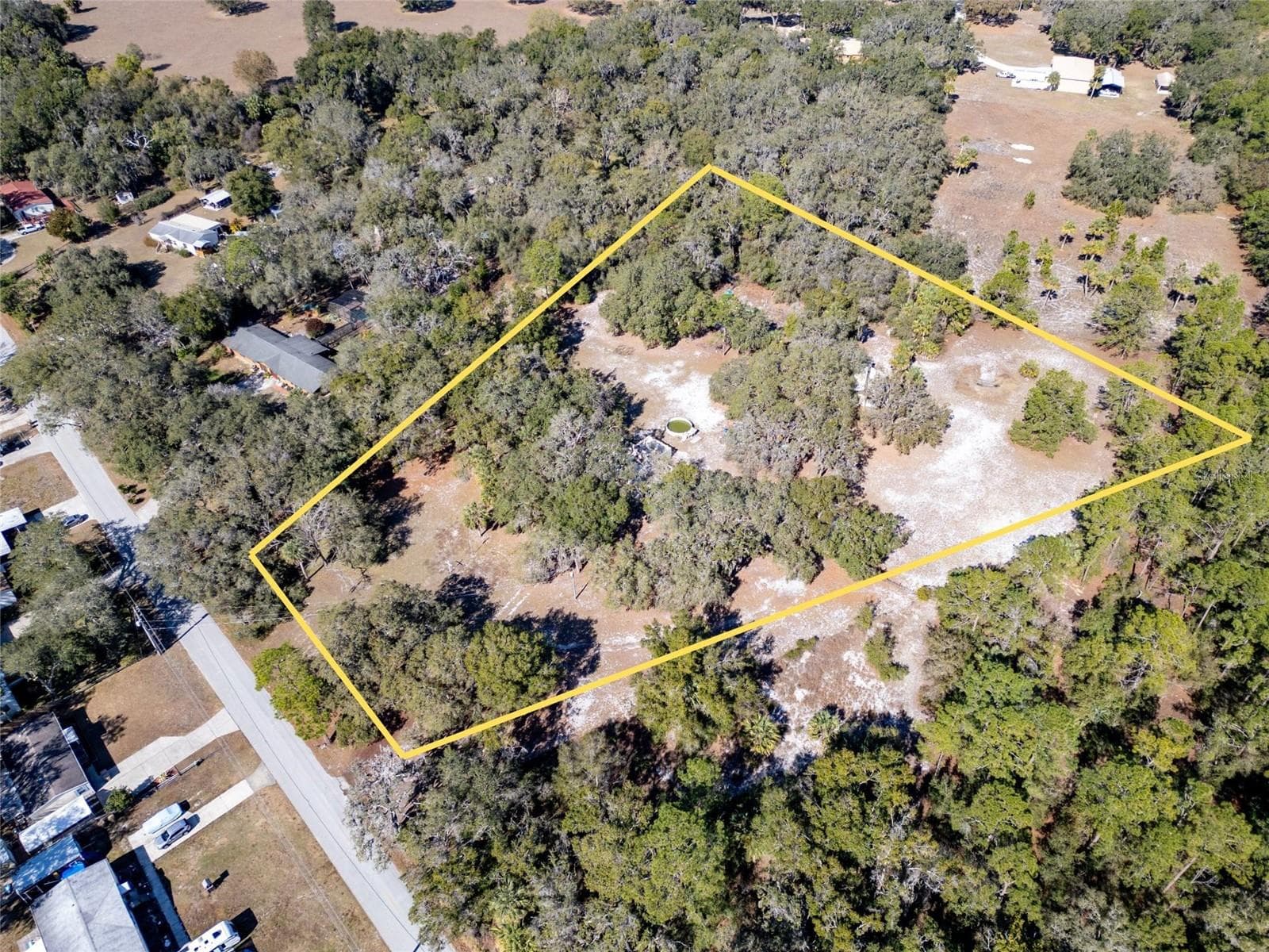 Single Family Residence at 8725 TREASURE ISLAND RD, LEESBURG, photo 25 of 28