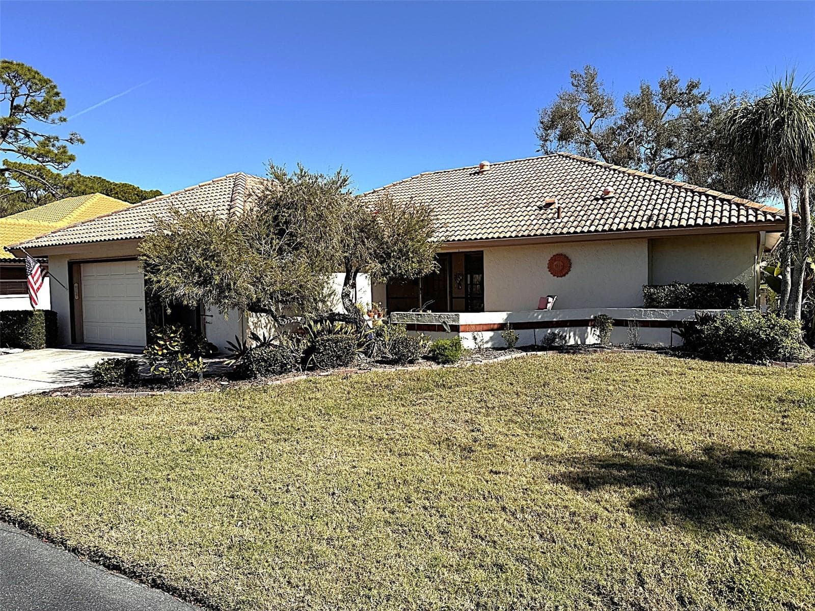 Single Family Residence at 229 LAUREL HOLLOW DR #83, NOKOMIS, photo 2 of 59
