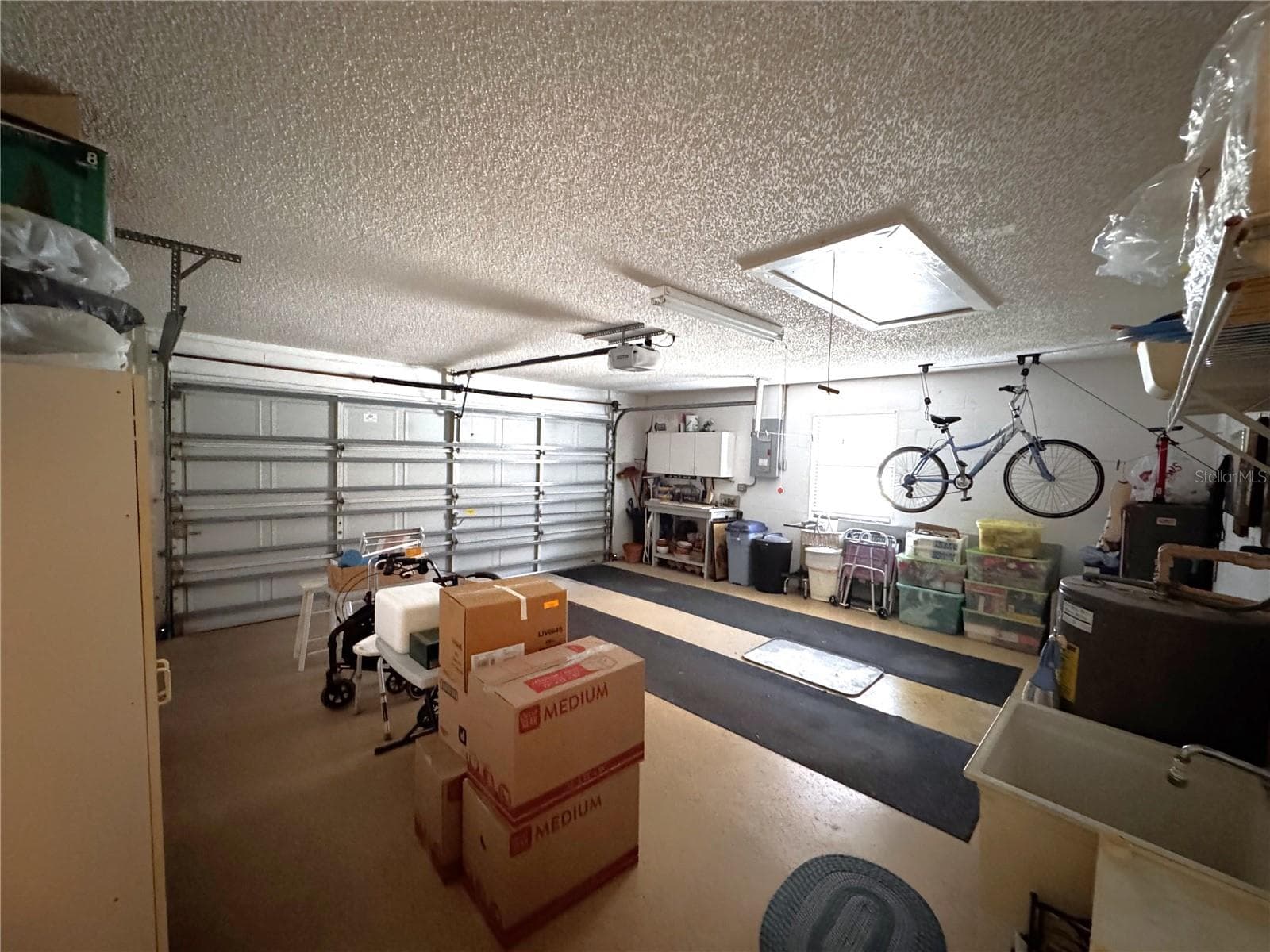 2 Car Garage - 229 LAUREL HOLLOW DR #83, NOKOMIS
