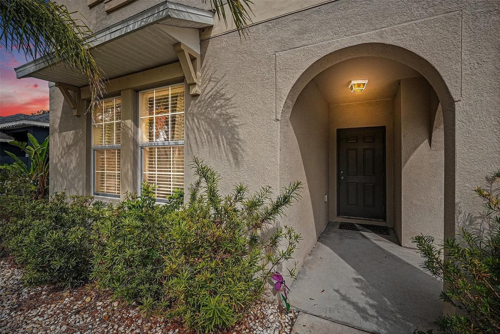 Single Family Residence at 10657 STANDING STONE DR, WIMAUMA, photo 2 of 36