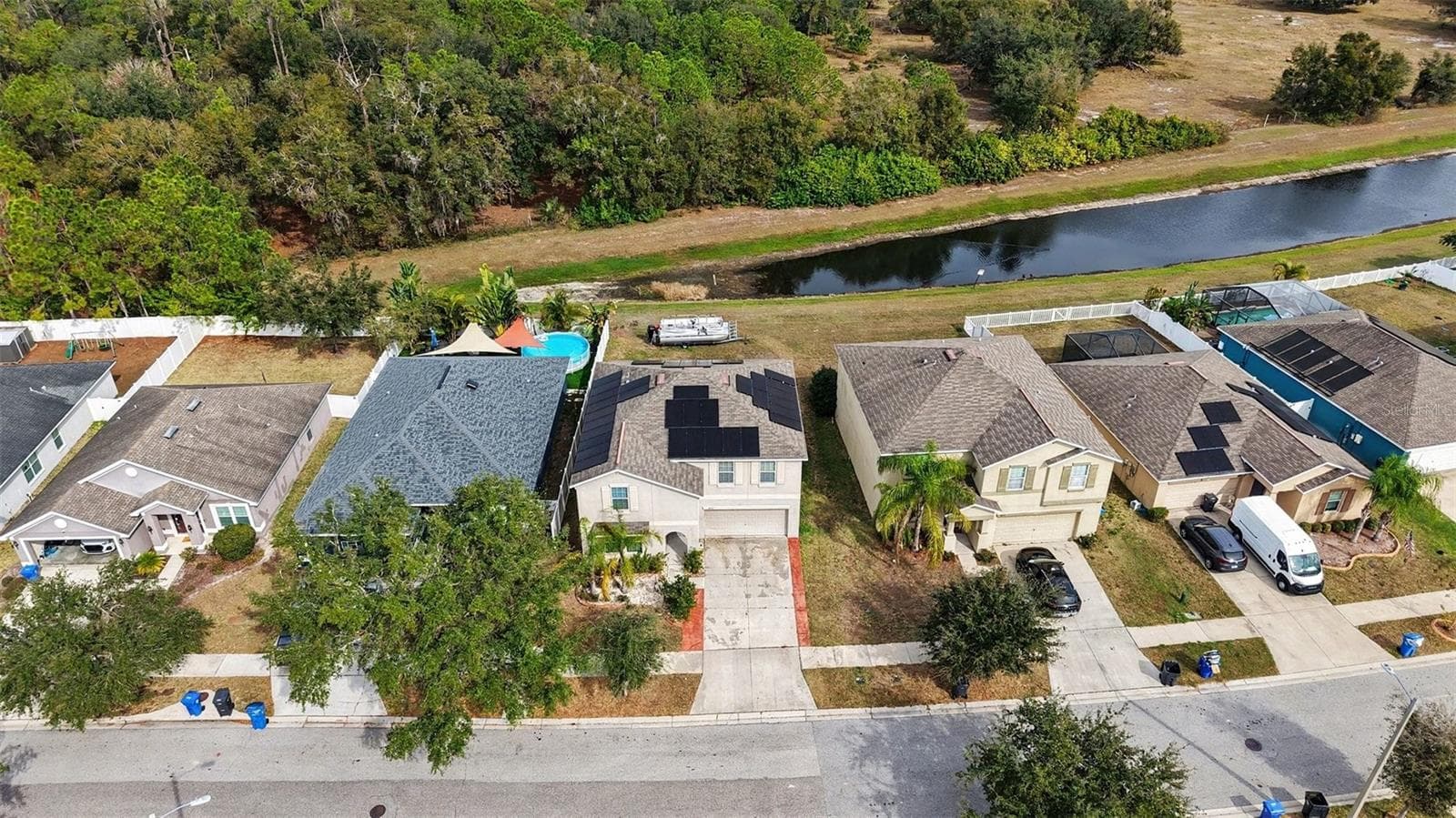 Single Family Residence at 10657 STANDING STONE DR, WIMAUMA, photo 5 of 36