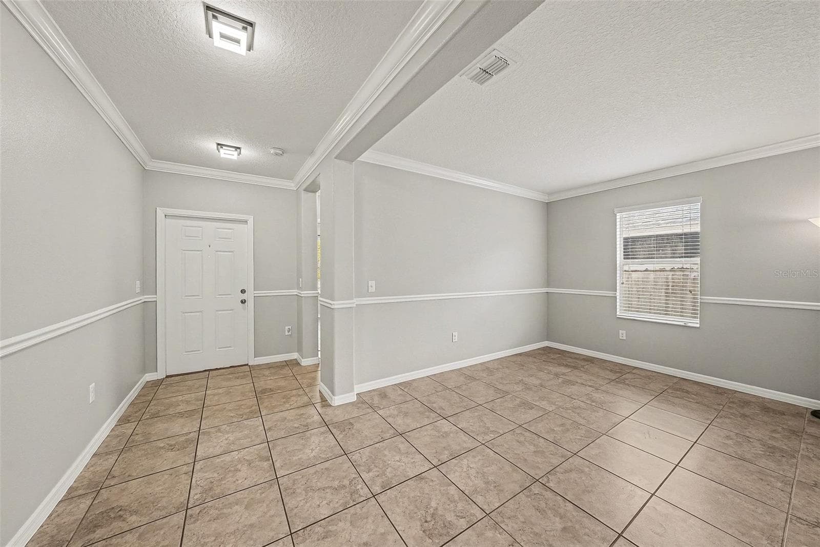 Single Family Residence at 10657 STANDING STONE DR, WIMAUMA, photo 6 of 36