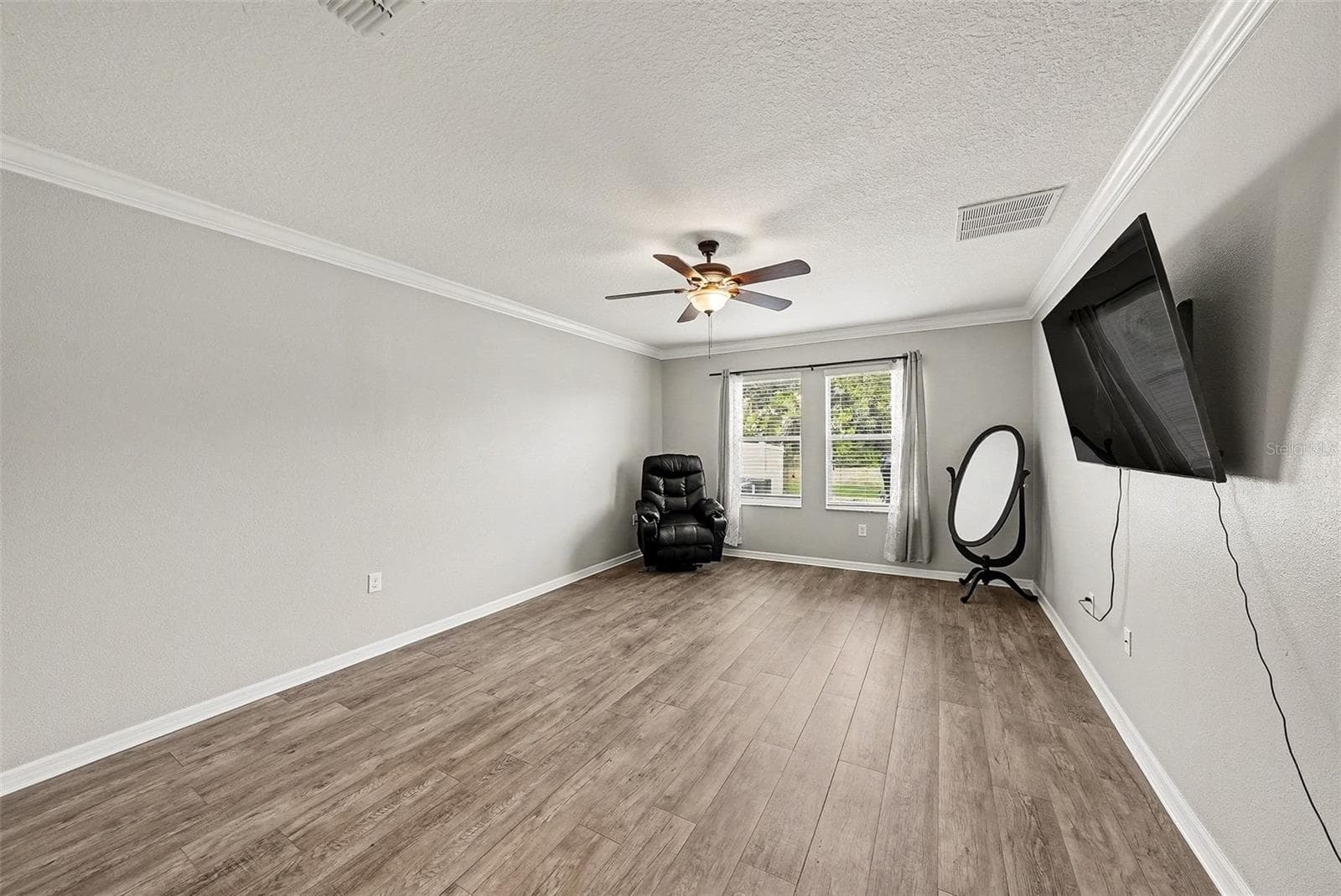 Single Family Residence at 10657 STANDING STONE DR, WIMAUMA, photo 14 of 36