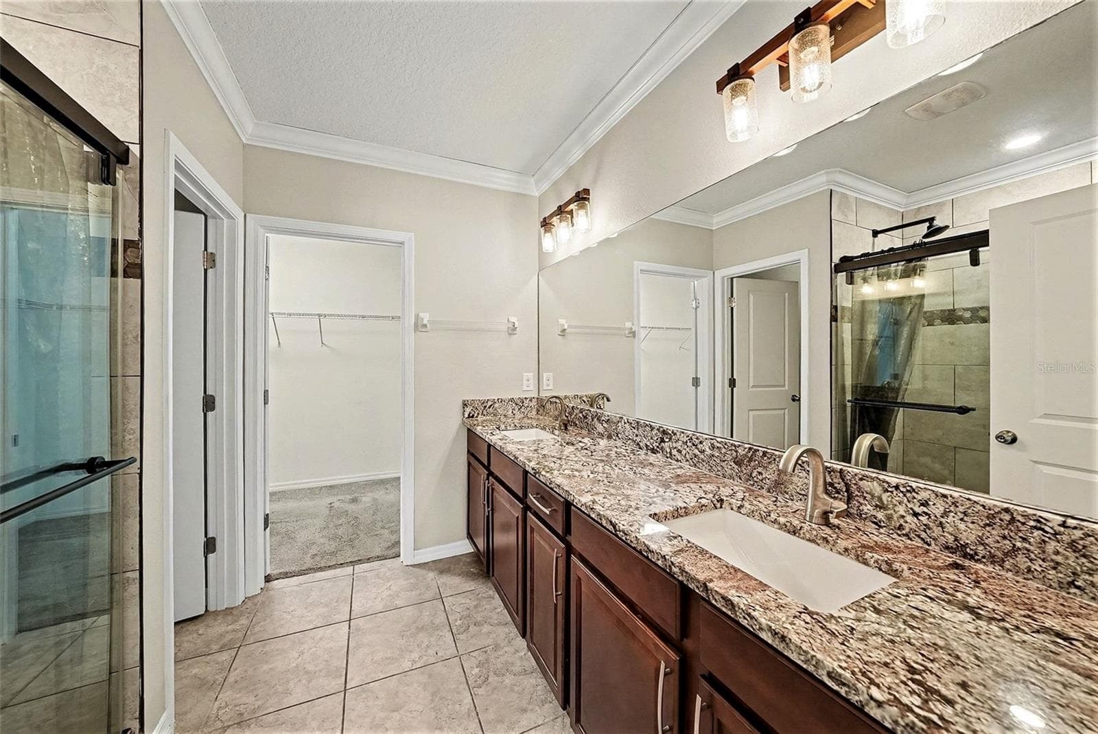 Single Family Residence at 10657 STANDING STONE DR, WIMAUMA, photo 19 of 36