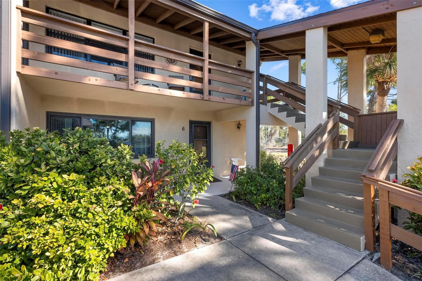 25 QUAILS RUN BLVD #6