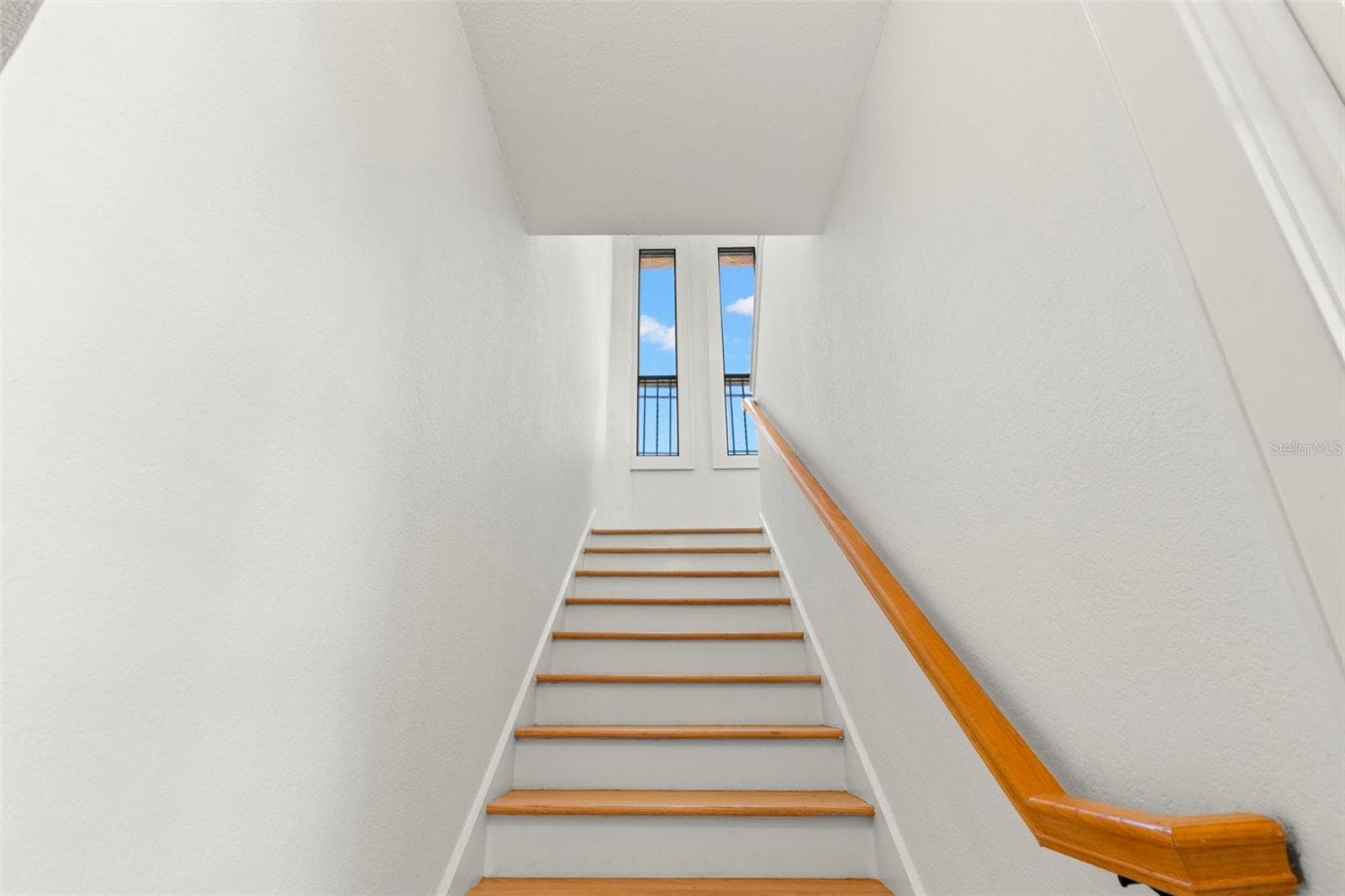 Condominium at 210 22ND AVE NE #15, ST PETERSBURG, photo 15 of 35