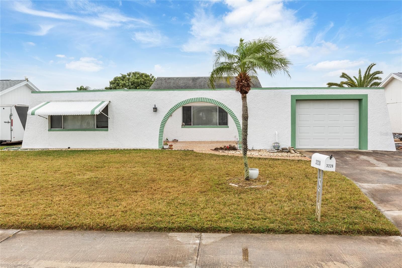 3228 ROCK VALLEY DR