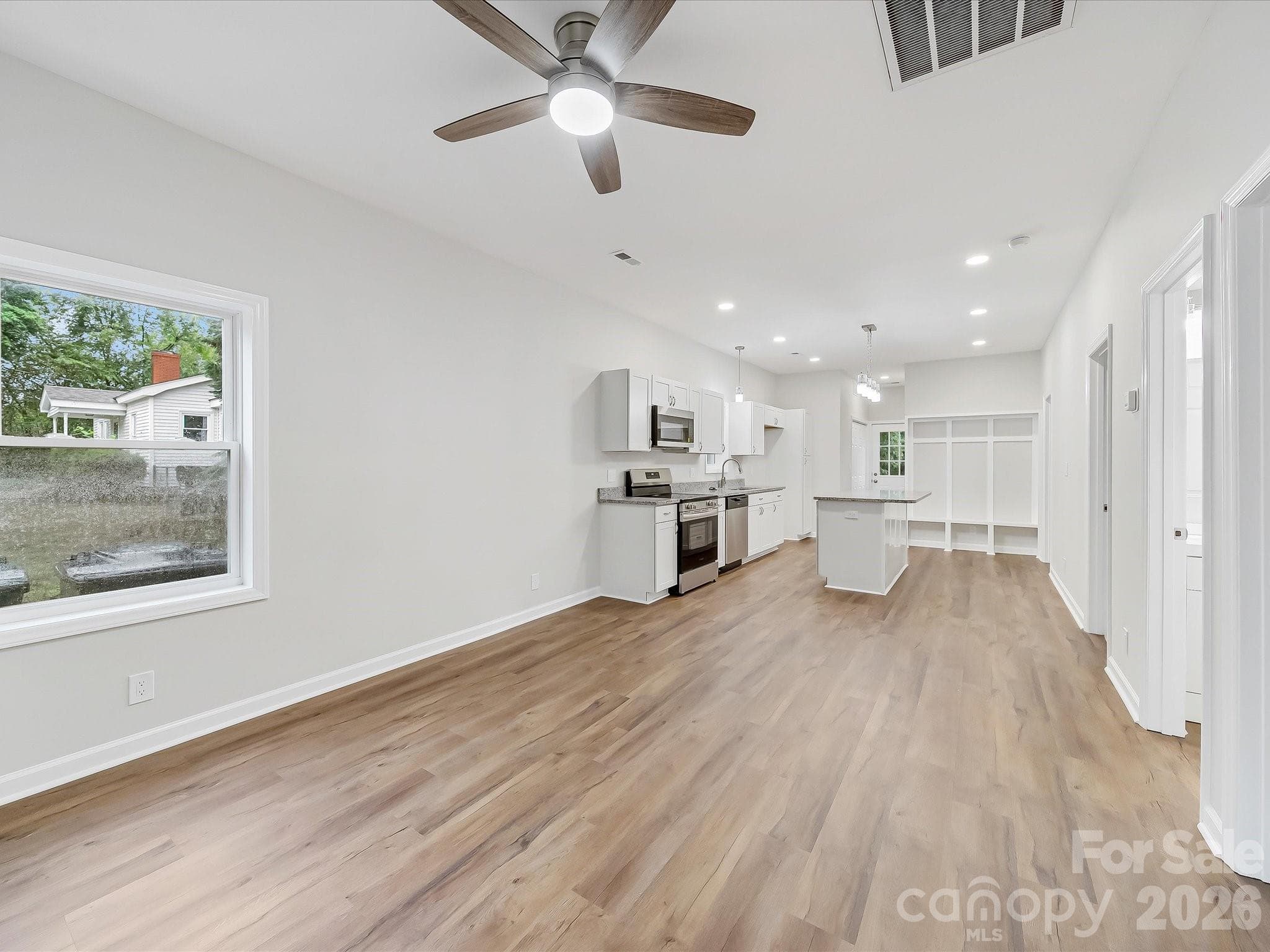 Single Family Residence at Concord, photo 8 of 35