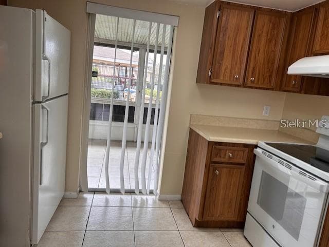 Villa at 40 E COUNTRY COVE WAY, KISSIMMEE, photo 11 of 39