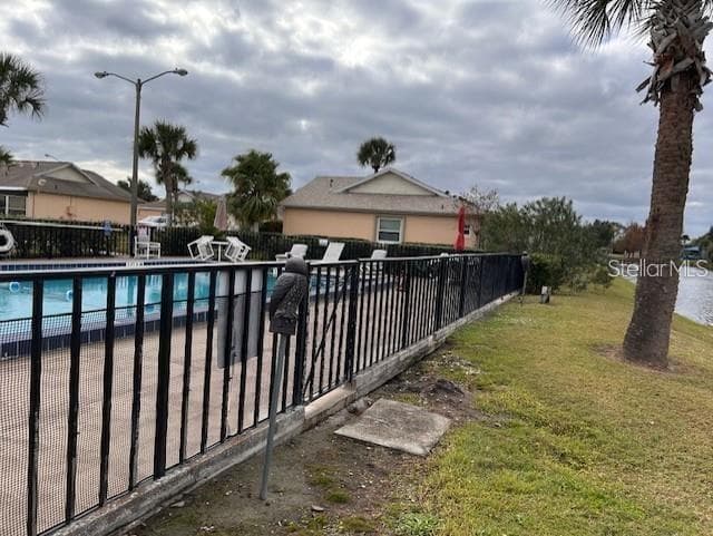 Villa at 40 E COUNTRY COVE WAY, KISSIMMEE, photo 35 of 39