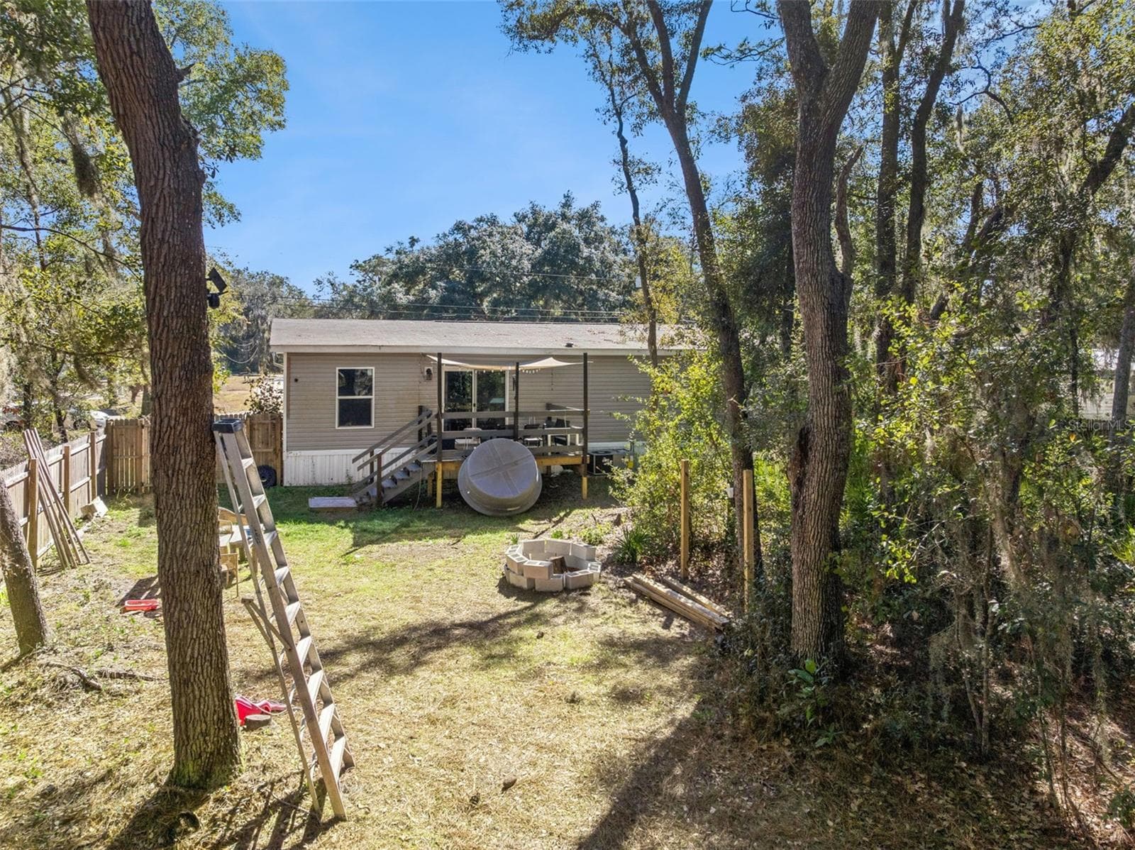 Manufactured Home at 231 TROPIC AVE, SATSUMA, photo 20 of 28
