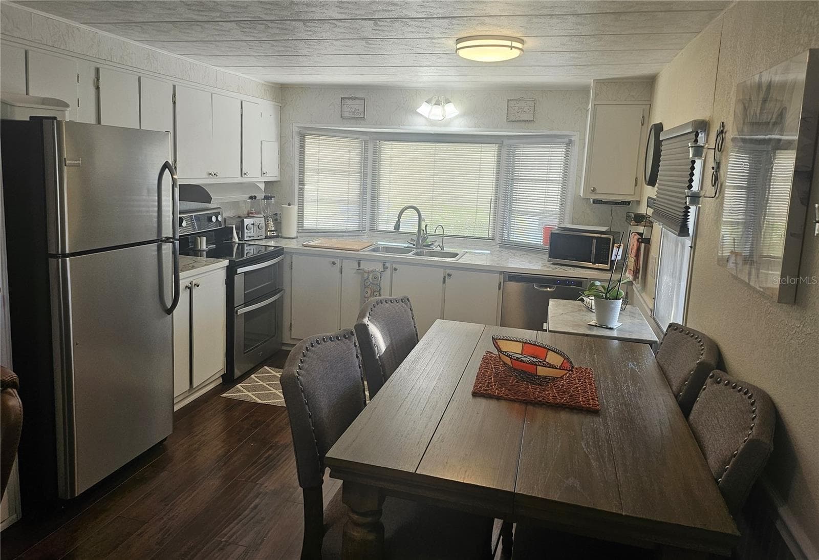 Mobile Home at 3317 OVERCUP OAK TER, SARASOTA, photo 10 of 70