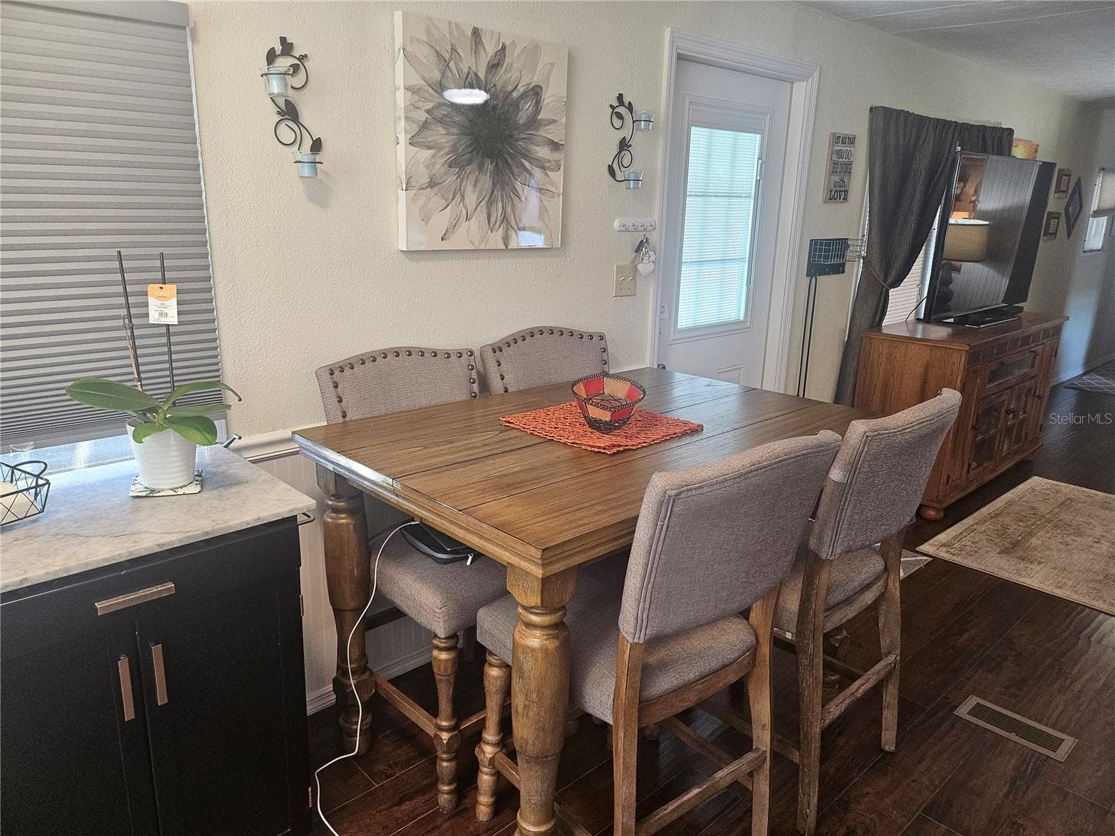 Mobile Home at 3317 OVERCUP OAK TER, SARASOTA, photo 15 of 70