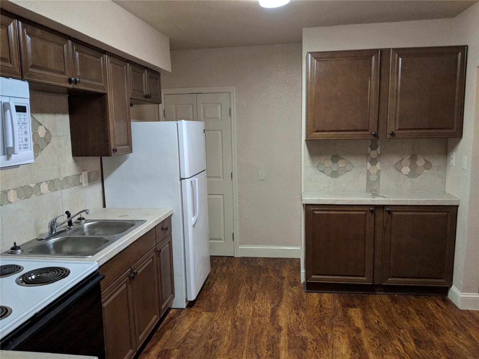 left apartment #3 - 2306 N MORGAN ST, TAMPA