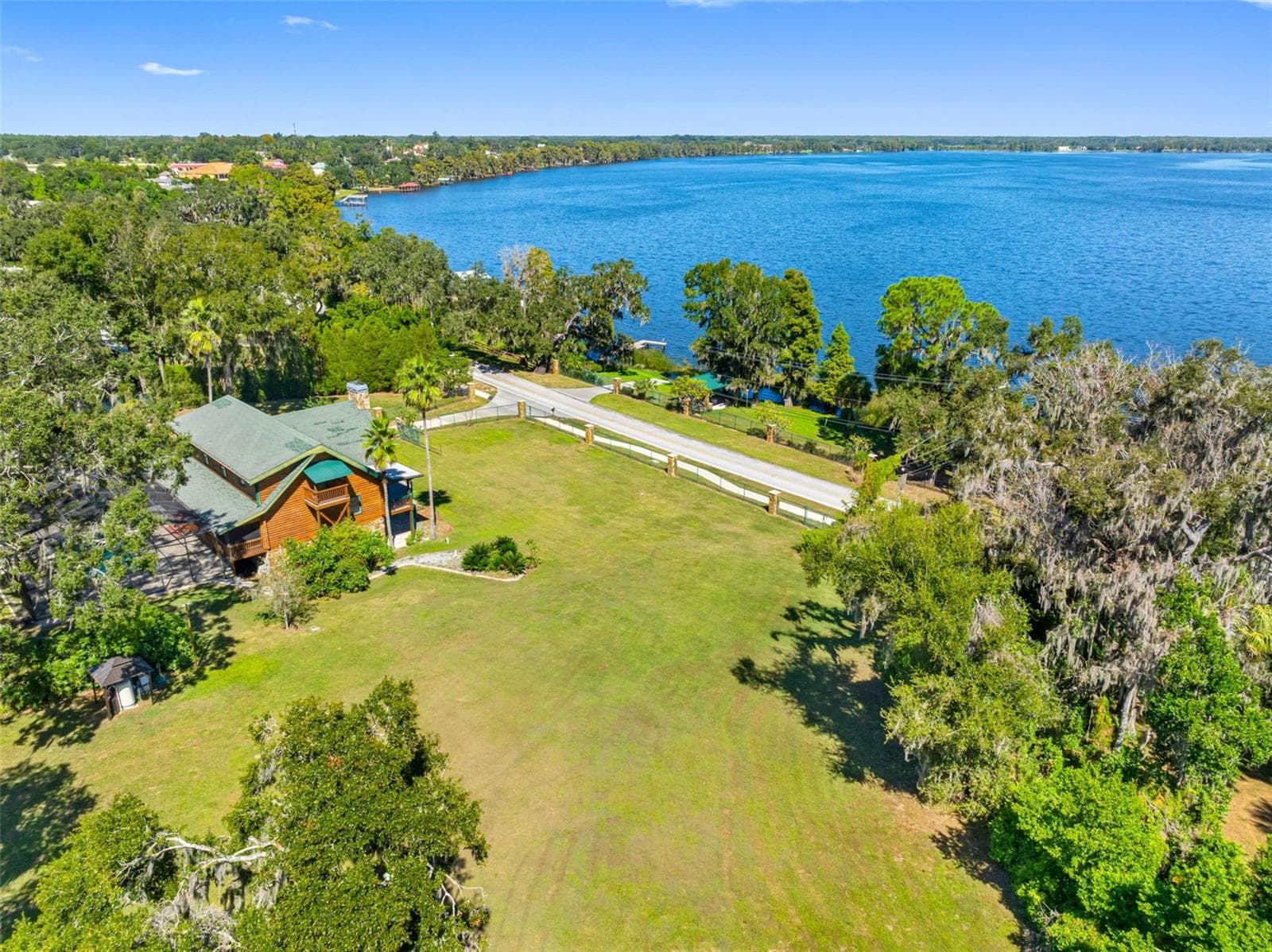 Aerial View of Home and Lake Thonotosassa - 11401 THONOTOSASSA RD, THONOTOSASSA