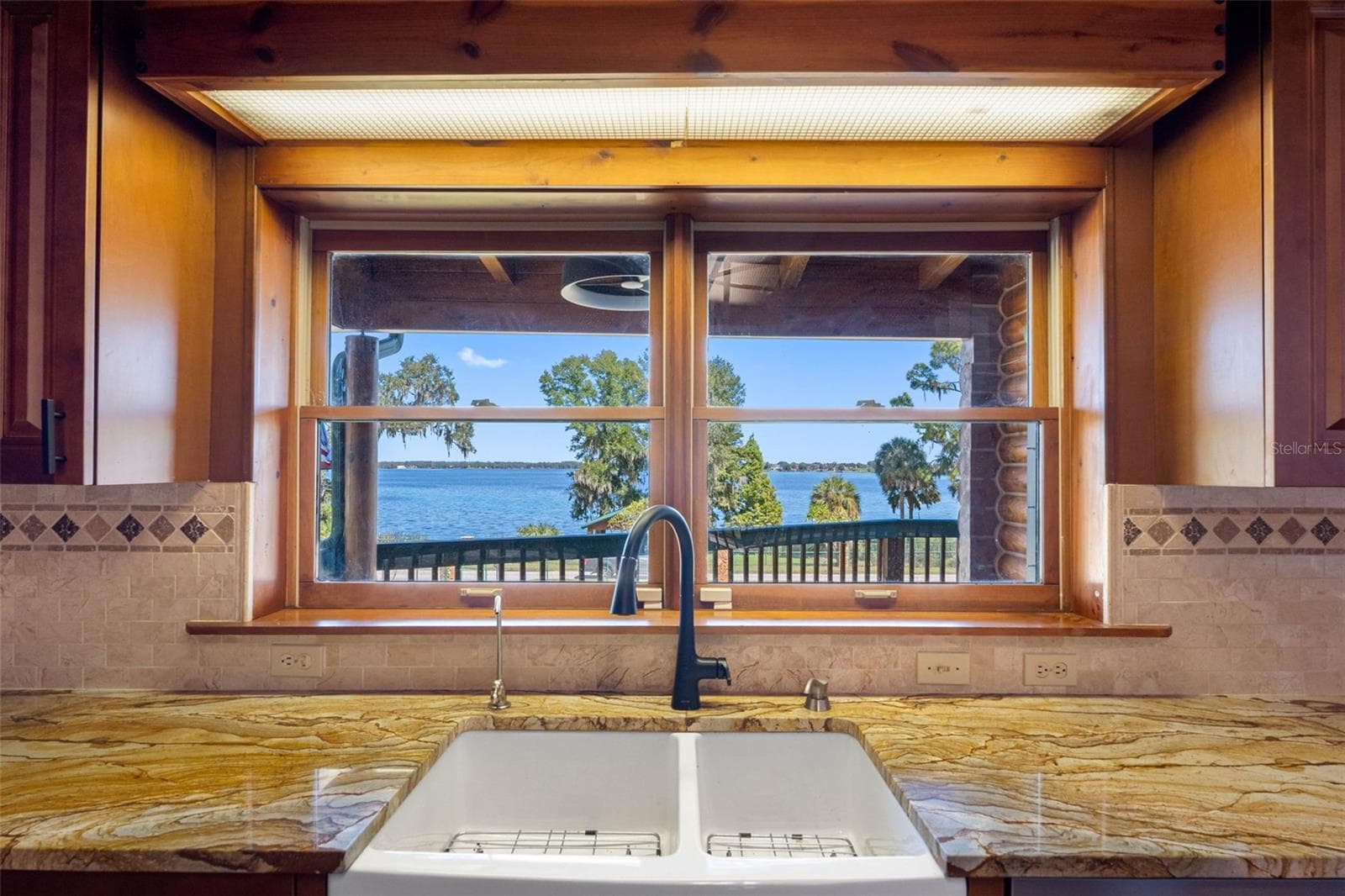 Kitchen Window View - 11401 THONOTOSASSA RD, THONOTOSASSA