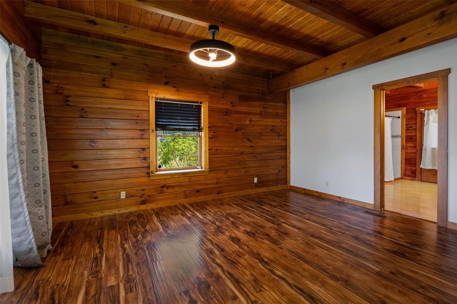 Primary Bedroom with Balcony Access - 2nd  floor - 11401 THONOTOSASSA RD, THONOTOSASSA