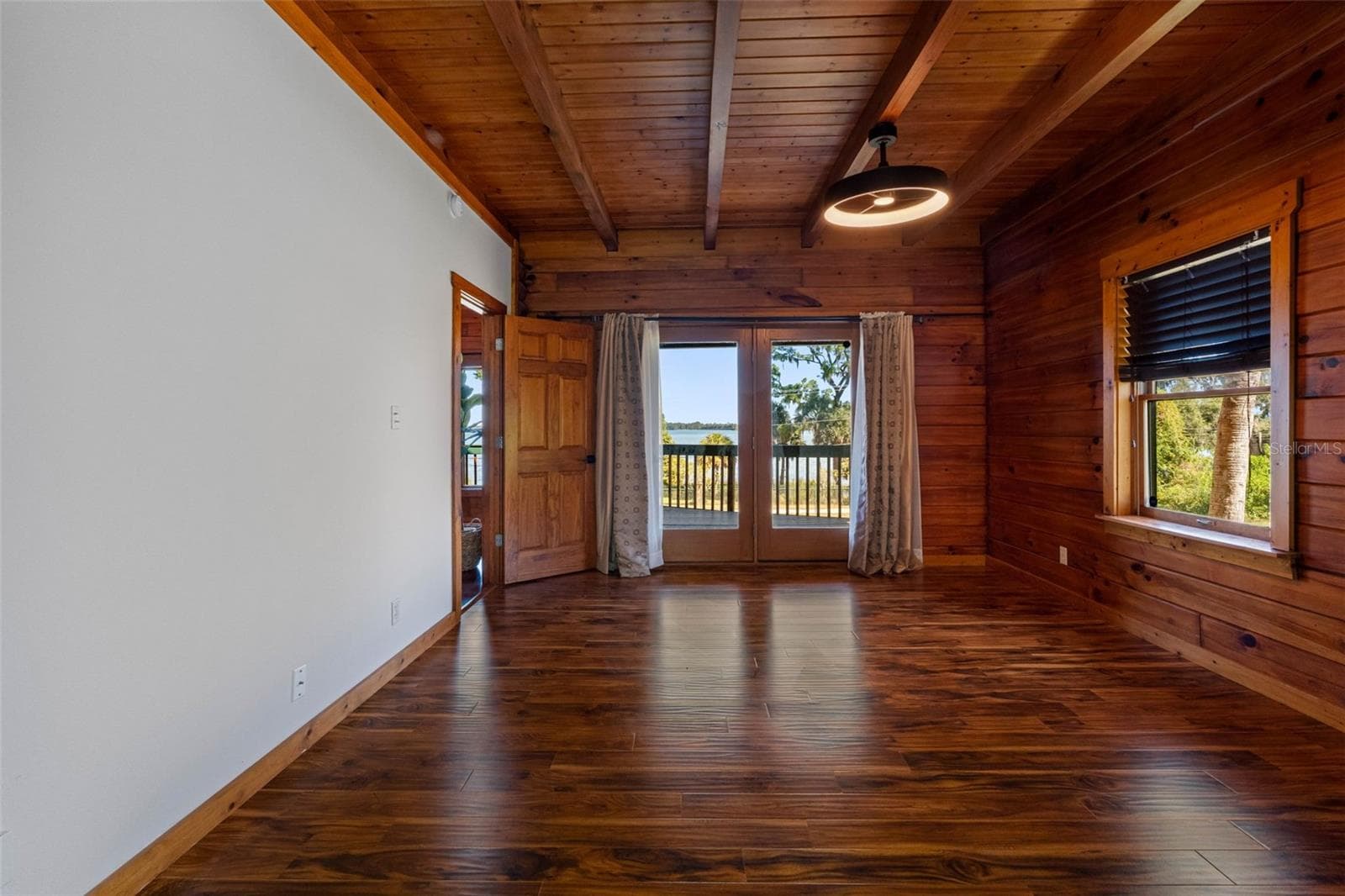 Primary Bedroom - 2nd floor - 11401 THONOTOSASSA RD, THONOTOSASSA
