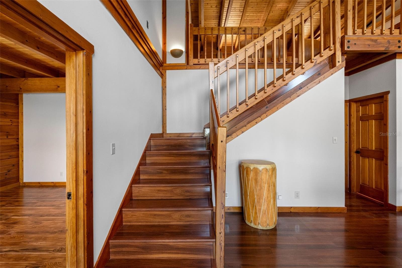 Stairway to 3rd floor - 11401 THONOTOSASSA RD, THONOTOSASSA