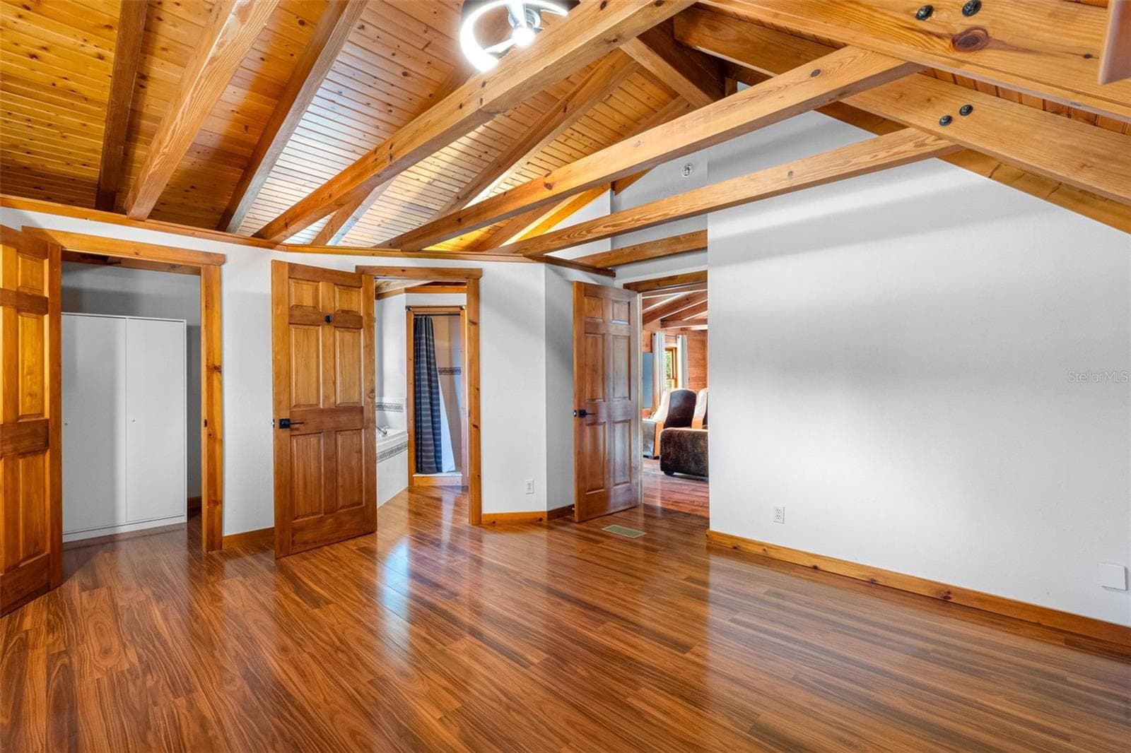 Primary Bedroom - 3rd floor - 11401 THONOTOSASSA RD, THONOTOSASSA
