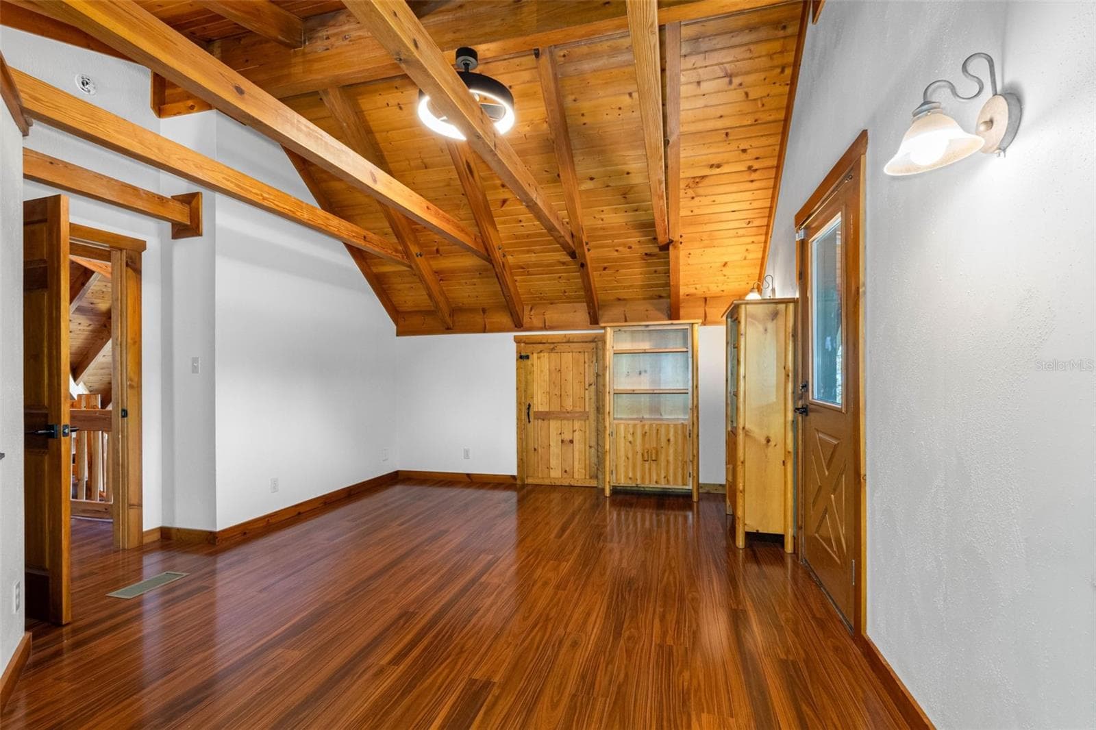 Primary Bedroom - 3rd floor - 11401 THONOTOSASSA RD, THONOTOSASSA