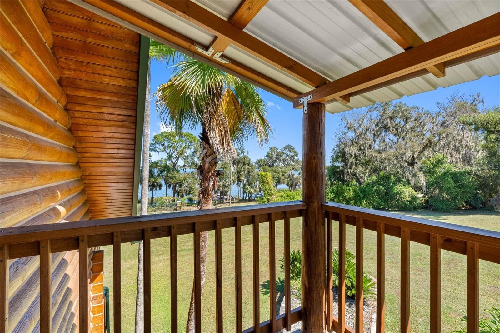 Primary Bedroom Balcony - 3rd floor - 11401 THONOTOSASSA RD, THONOTOSASSA