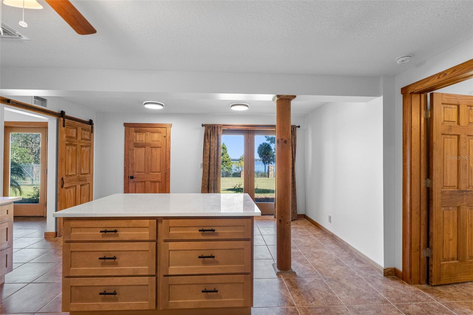 Kitchen - 1st floor - 11401 THONOTOSASSA RD, THONOTOSASSA