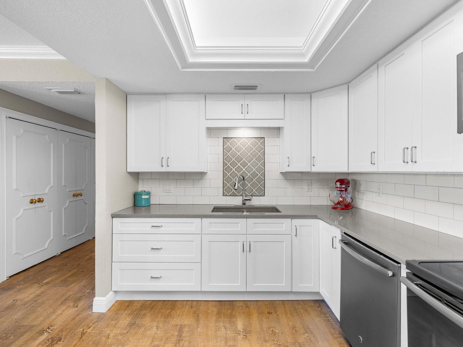 Condominium at 4 BELLEVIEW BLVD #804, BELLEAIR, photo 8 of 52