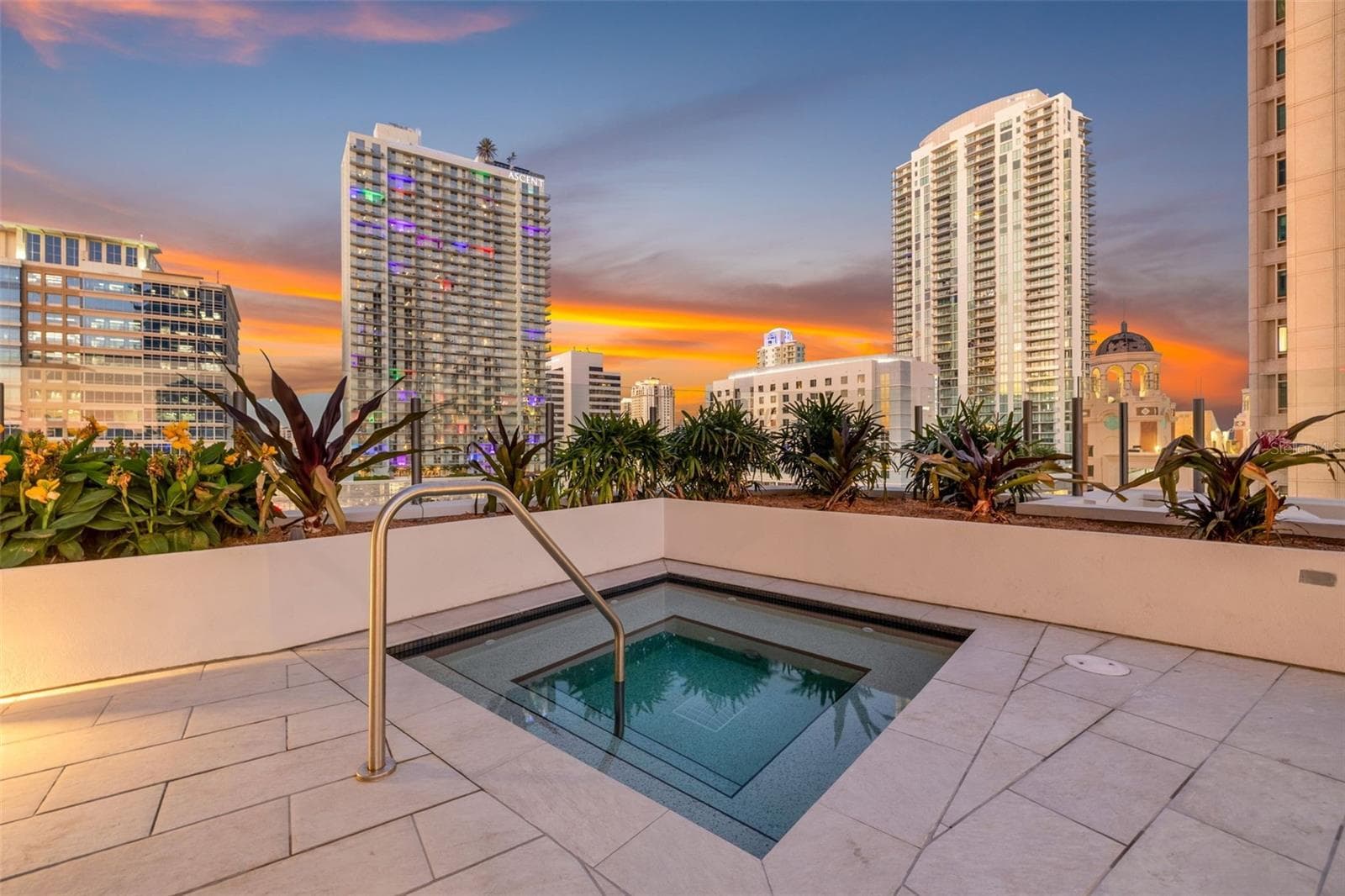 Condominium at 275 1ST AVE S #2706, ST PETERSBURG, photo 43 of 63