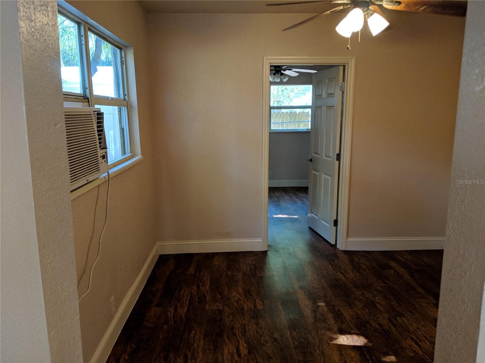 left apartment #3 - 2306 N MORGAN ST, TAMPA