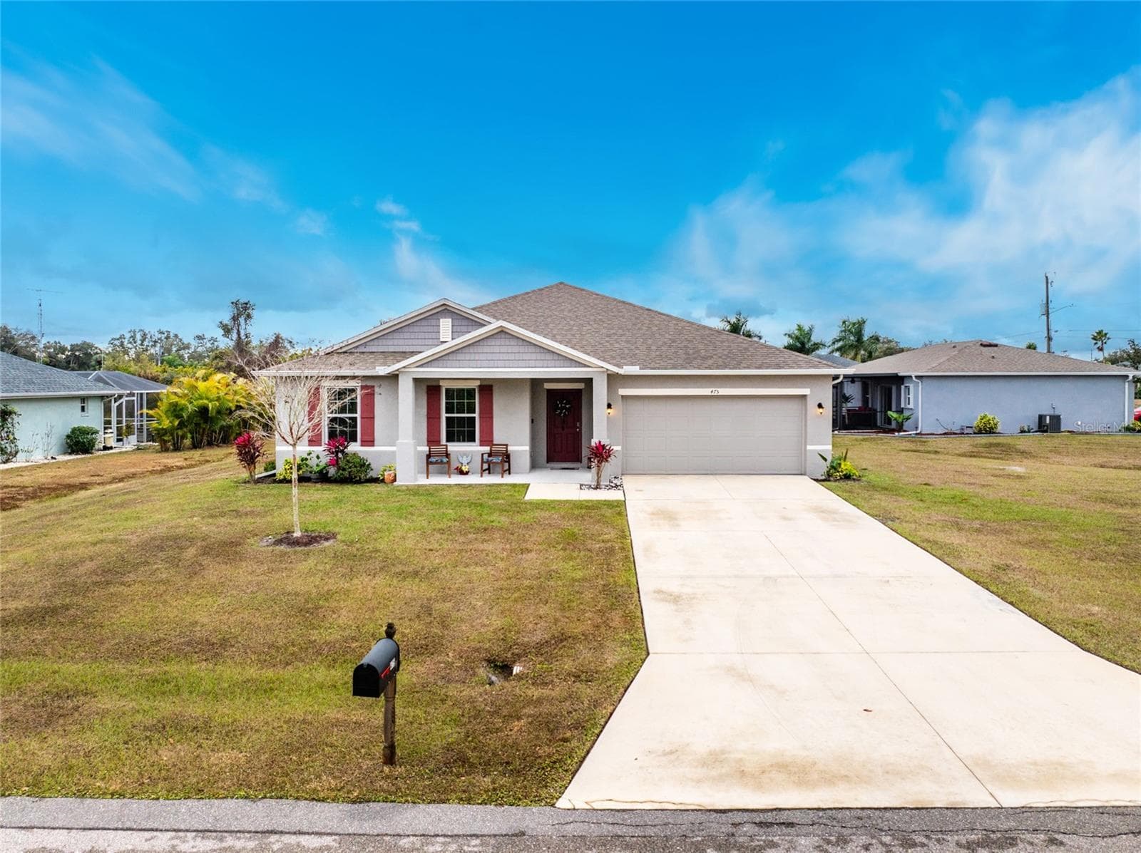 475 POSADAS CIR