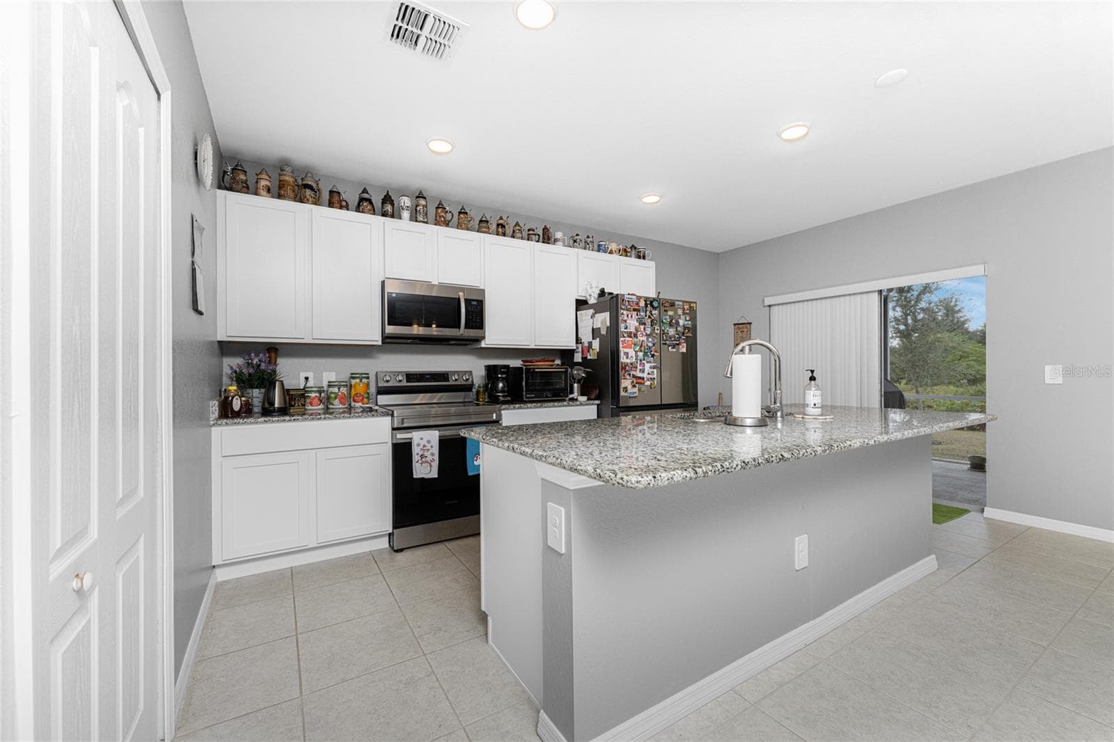 Single Family Residence at 475 POSADAS CIR, PUNTA GORDA, photo 12 of 54