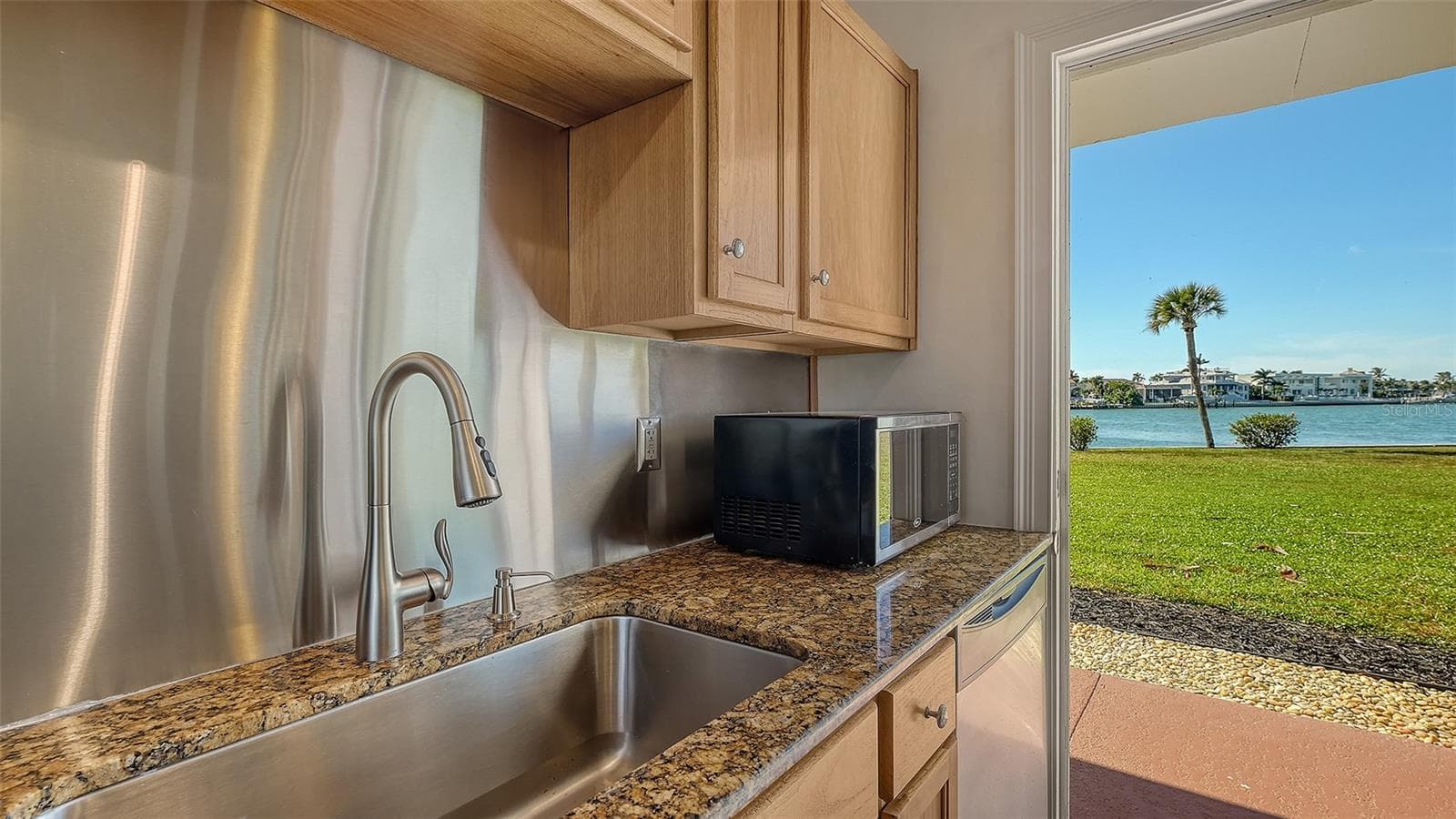 Condominium at 761 JOHN RINGLING BLVD #5, SARASOTA, photo 15 of 47