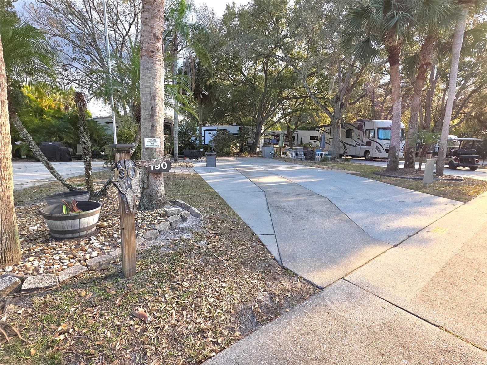 190 LONGHORN DR