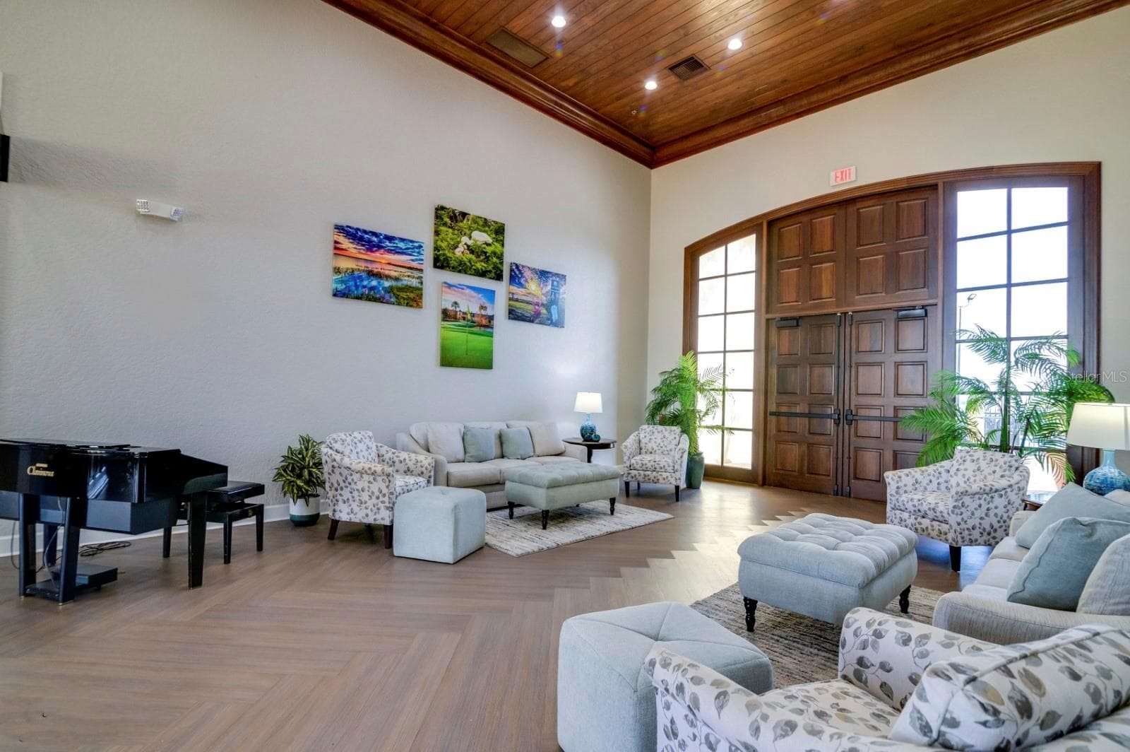 The main clubhouse foyer is the perfect gathering place to meet friends before a social event. - 4360 ASHTON CLUB DR, LAKE WALES