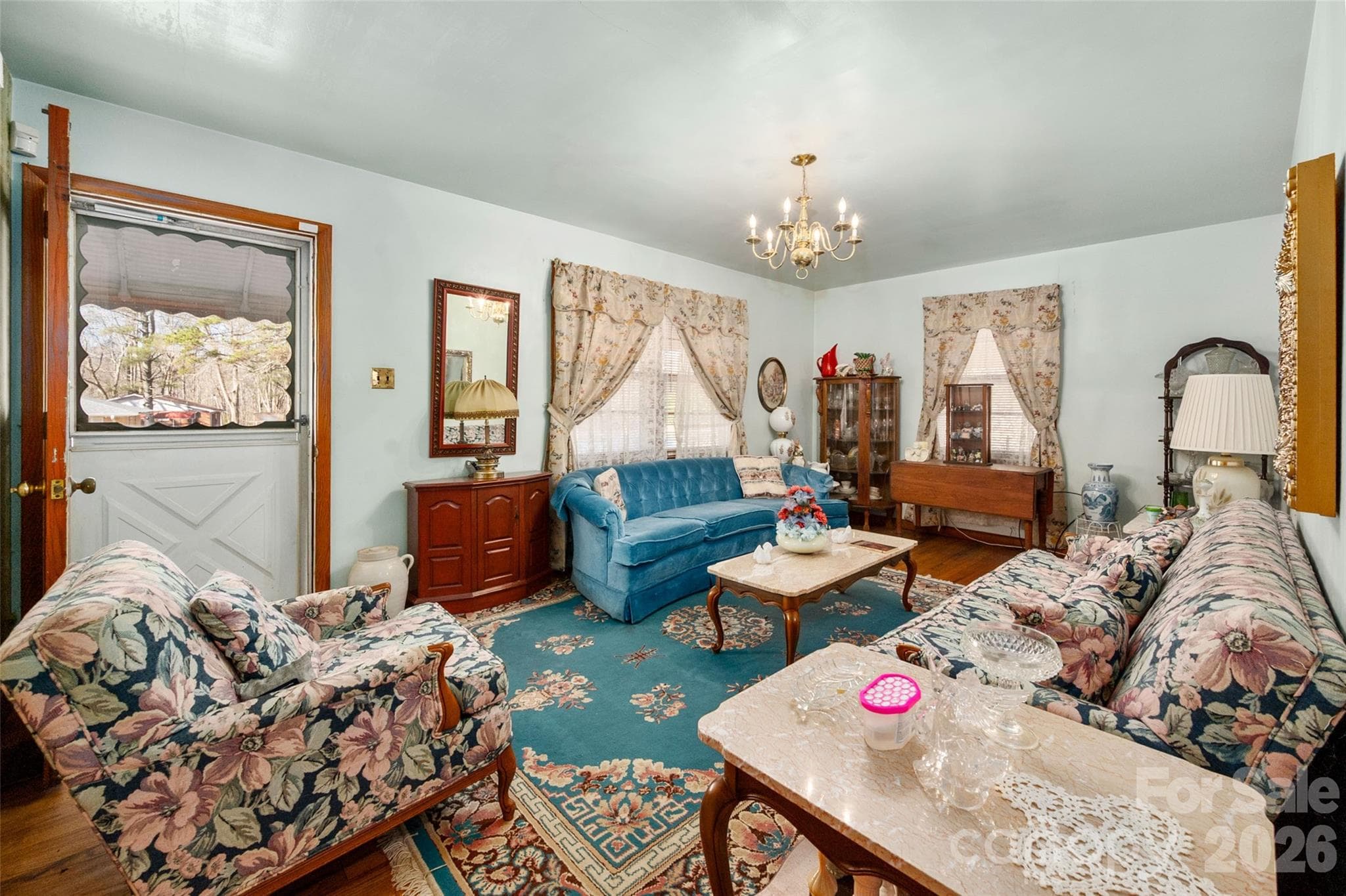 Single Family Residence at 1631 Lincoln Drive, Shelby, photo 2 of 21