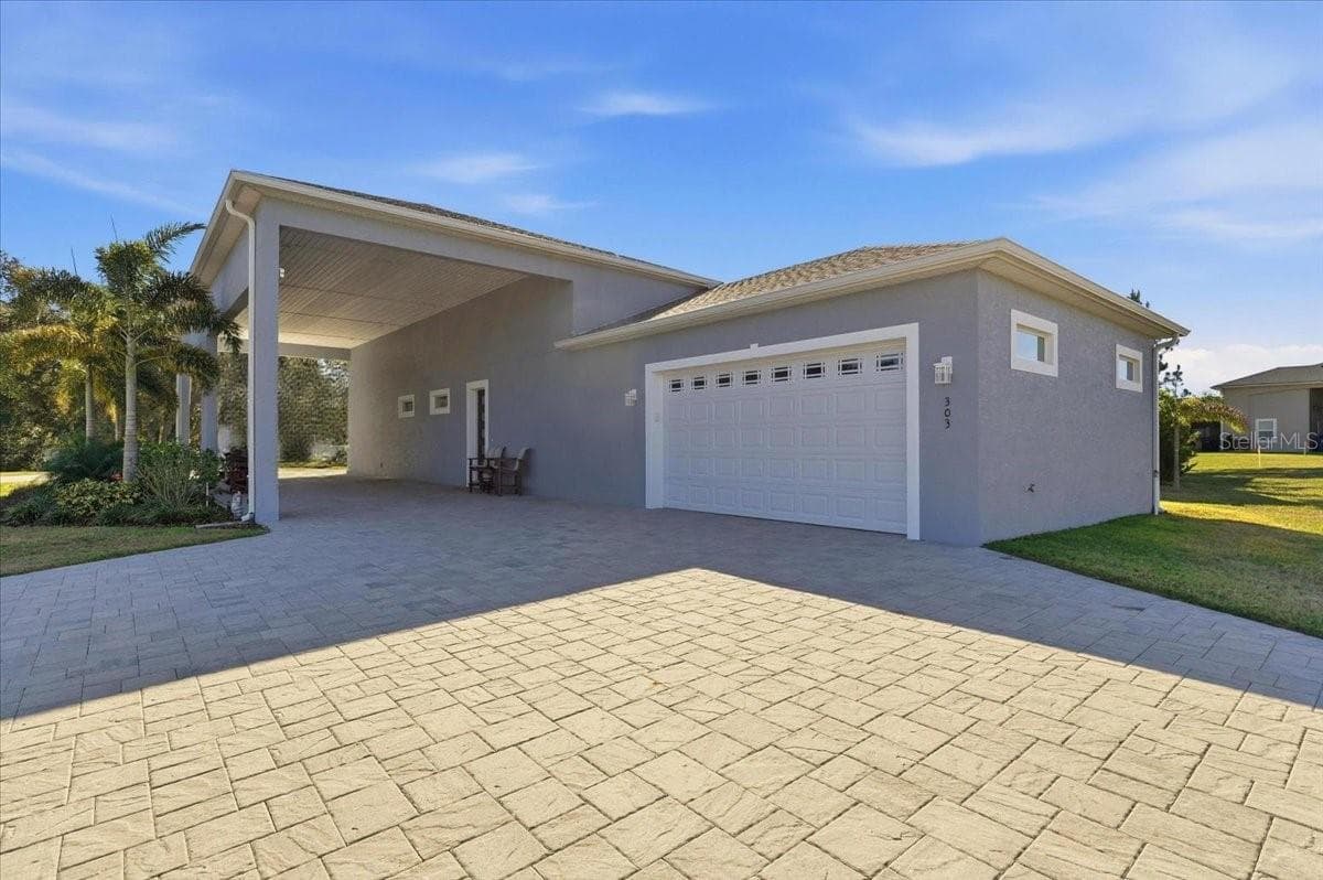 303 NOLANE LN