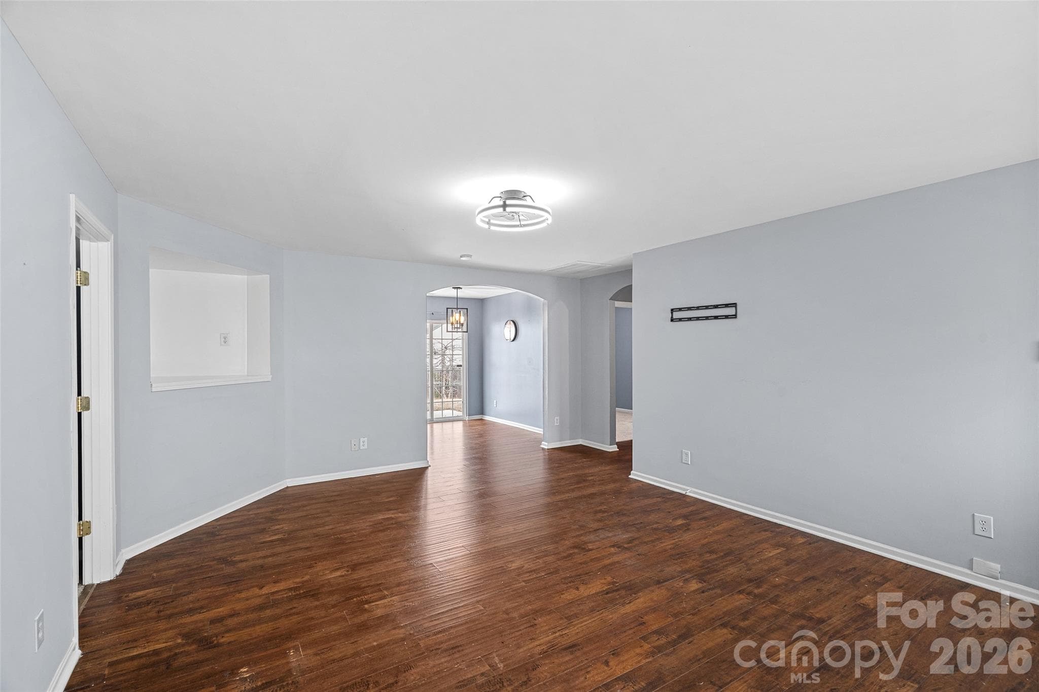 Single Family Residence at 7117 Angela Marie Court, Charlotte, photo 3 of 17