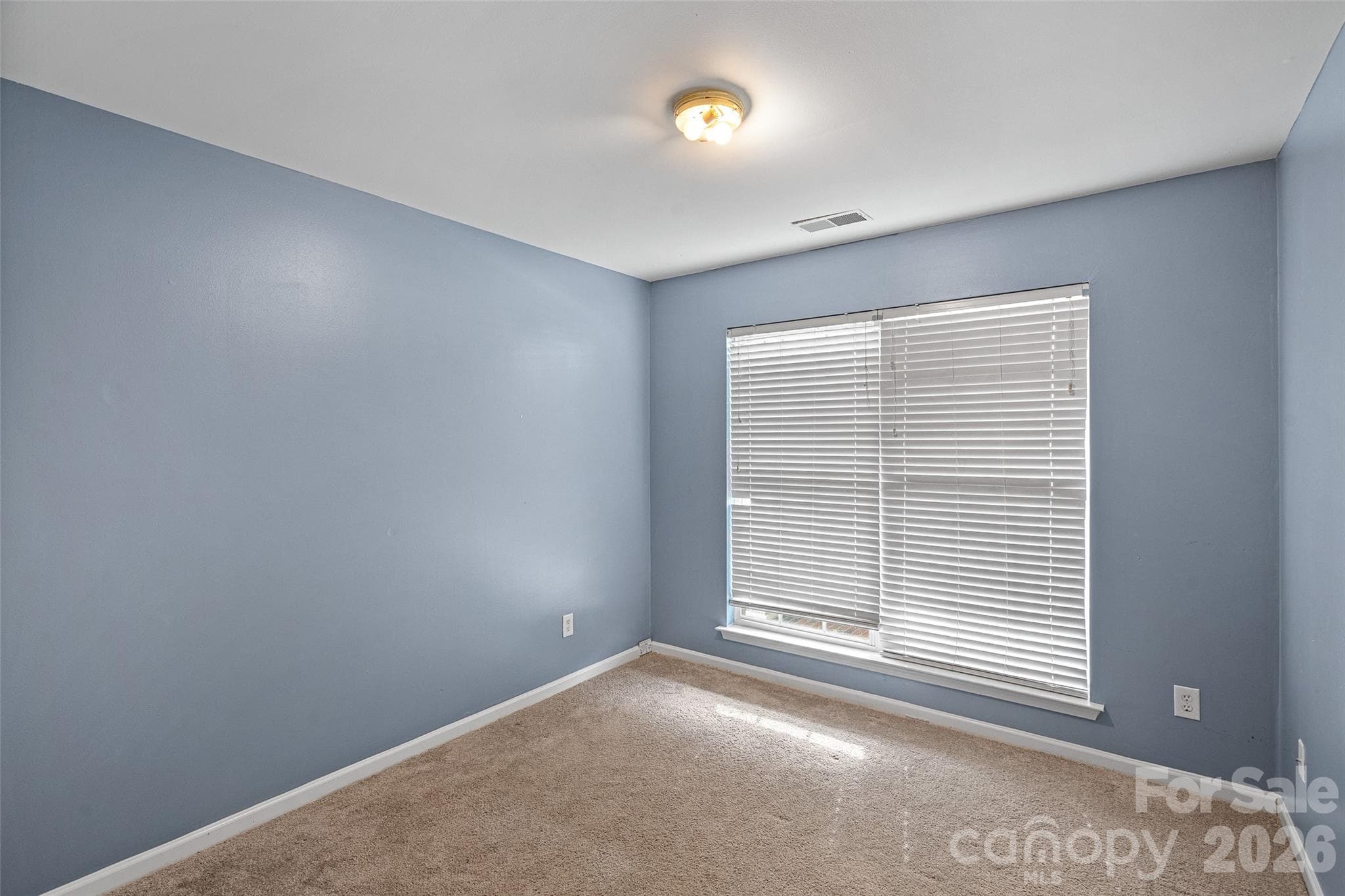 Single Family Residence at 7117 Angela Marie Court, Charlotte, photo 12 of 17