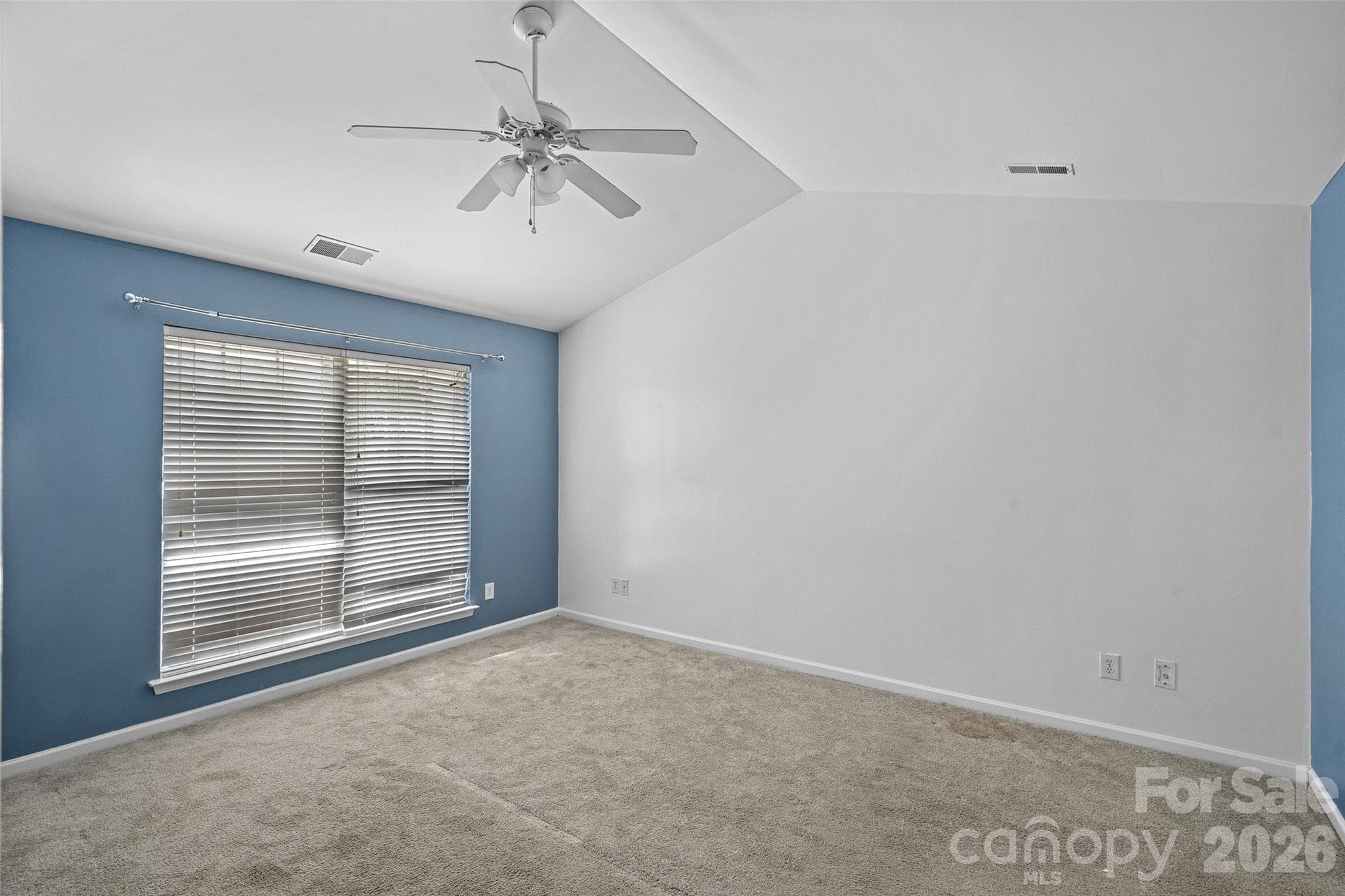 Single Family Residence at 7117 Angela Marie Court, Charlotte, photo 13 of 17