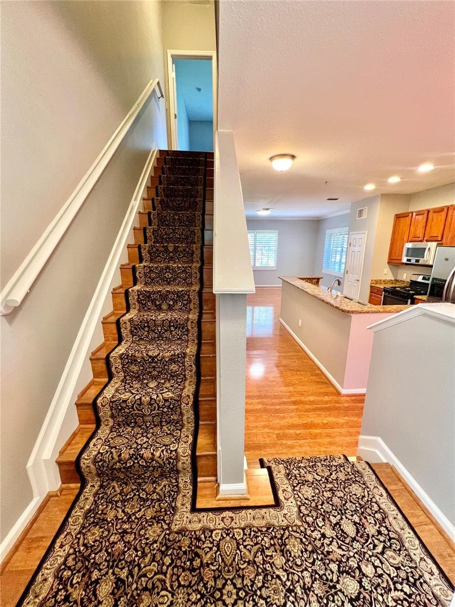 Townhouse at 809 HARBOR OAK LN, CLEARWATER, photo 11 of 33