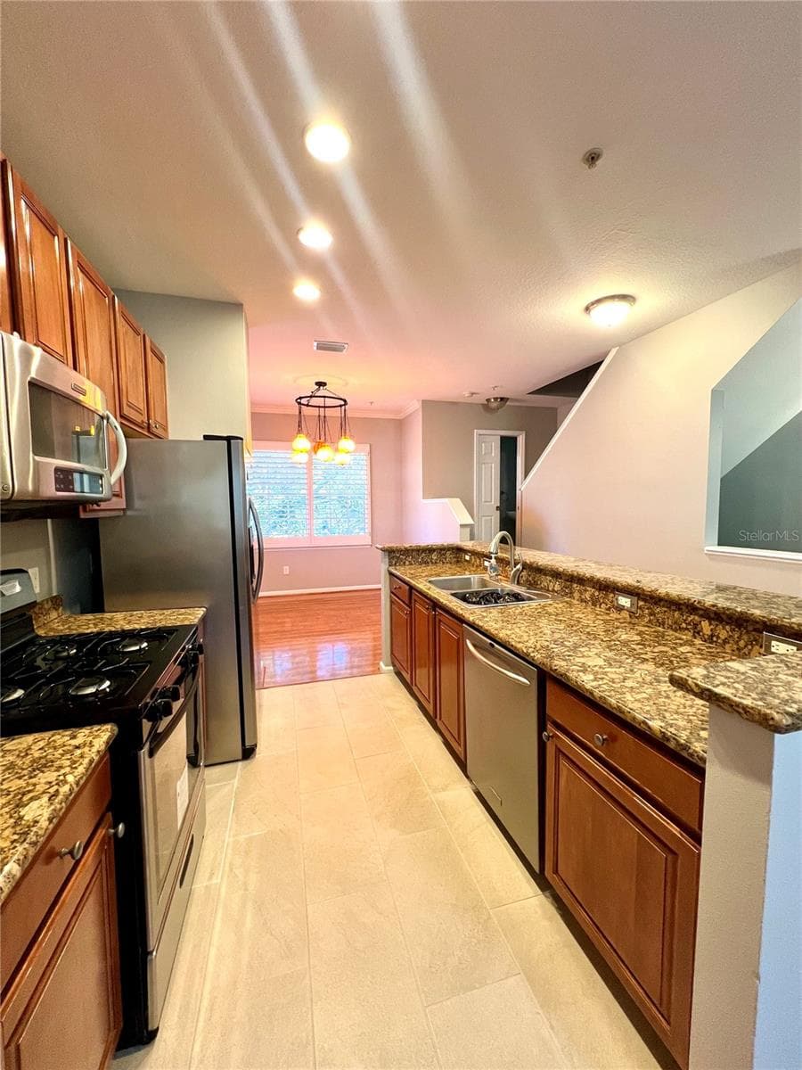 Townhouse at 809 HARBOR OAK LN, CLEARWATER, photo 16 of 33